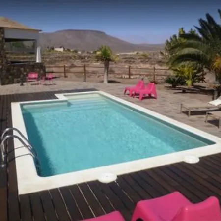 Villa Casa Atlanntes Triquivijate